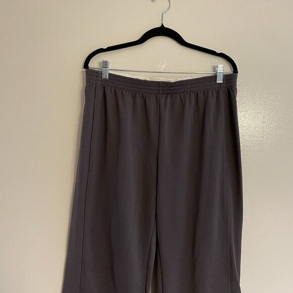 Under Armour Wmn L Gray All-Season Gear Semi-Fitted Straight Leg Athletic Pants - Picture 5 of 10